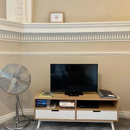 Victorian Retreat Apartment