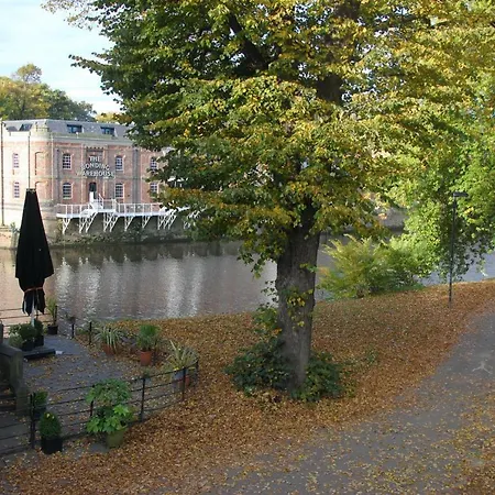 Victorian Retreat * Йорк